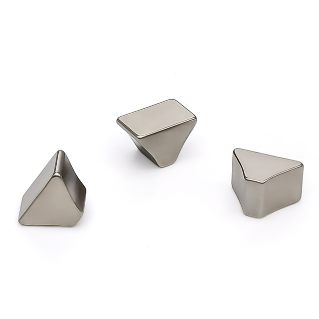 Neodymium Magnets in Earphones and Headsets